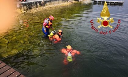 Si tuffa da un pontile e non riemerge: turista annega nel lago di Como