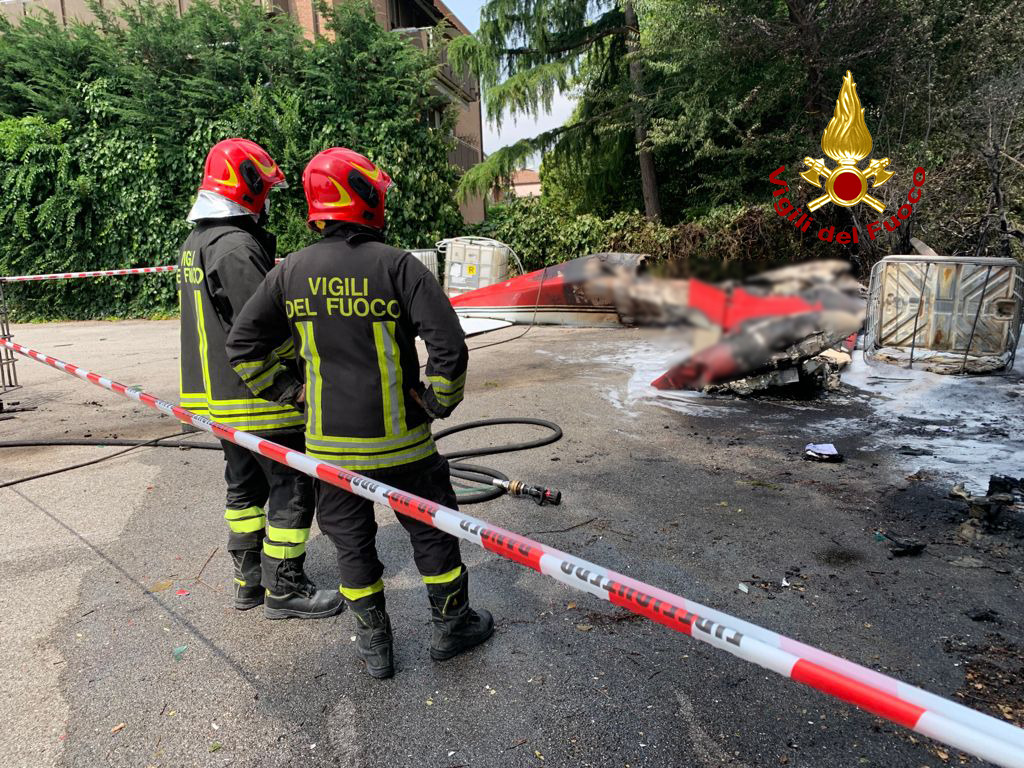 “Strage sfiorata, l’aereo stava entrando in casa”: paura tra i residenti dopo la tragedia dell’aeroporto