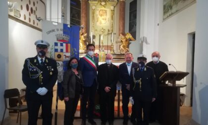Il Cardinal Coccopalmerio a Gornate: benedizione speciale per ragazzi e agenti