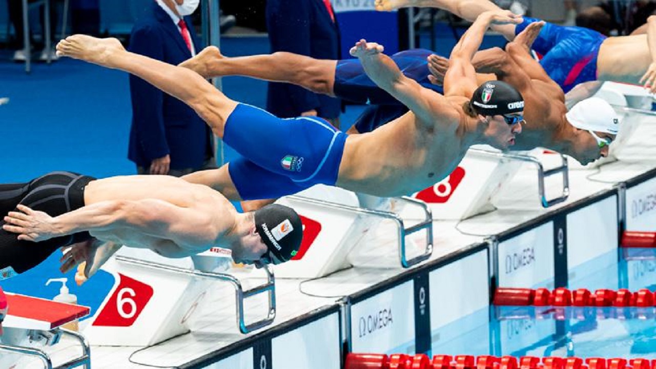 Olimpiadi, Nicolò Martinenghi in finale nei 100 rana