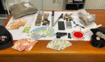 Castiglione: in casa 2 chili di droga, un'arma e banconote false. Arrestato 20enne