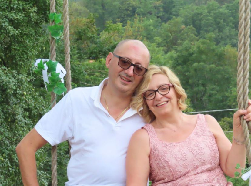 Dopo i trapianti di polmoni e rene, donato dalla moglie, sfidano la burocrazia e si vaccinano contro il Covid
