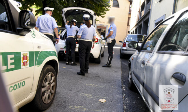 Nella sala scommesse senza Green pass, dopo la multa aggredisce l’agente