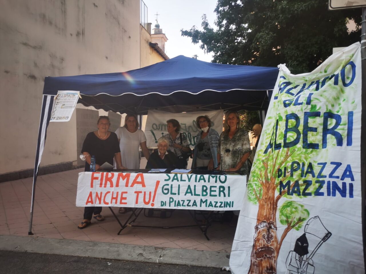Piazza Mazzini, venerdì il Comitato consegnerà le firme all’Amministrazione