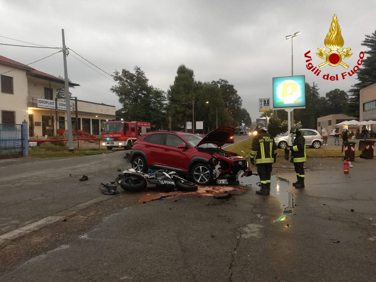 Schianto mortale a Vergiate, senza vita un motociclista di 27 anni