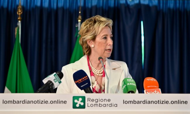 Carenza di medici di base, Moratti: “Lavorano poco”. Spata: “Non sa di cosa parla”