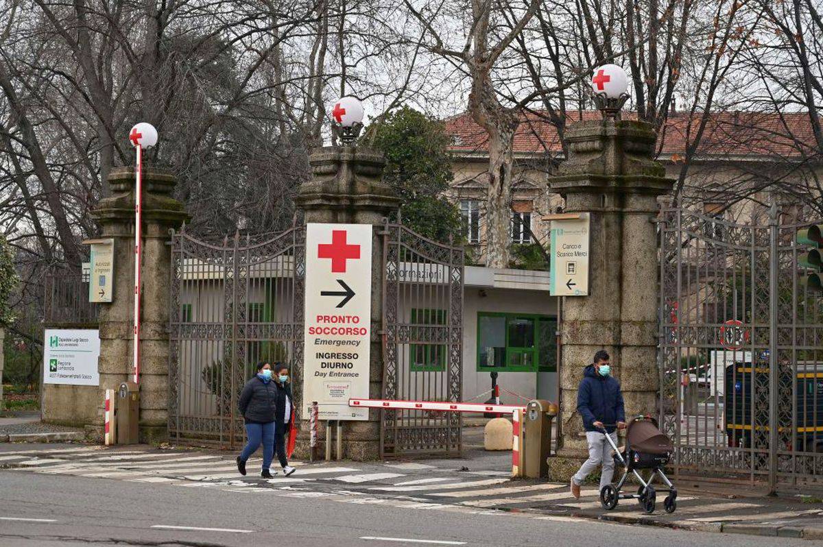 Mazzette in cambio di salme al Sacco di Milano: tre misure cautelari