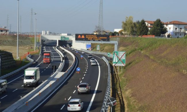 Pedemontana, la lettera di sindaci e consiglieri a Governo e Regione: “Obsoleto e devastante, cambiate il progetto”