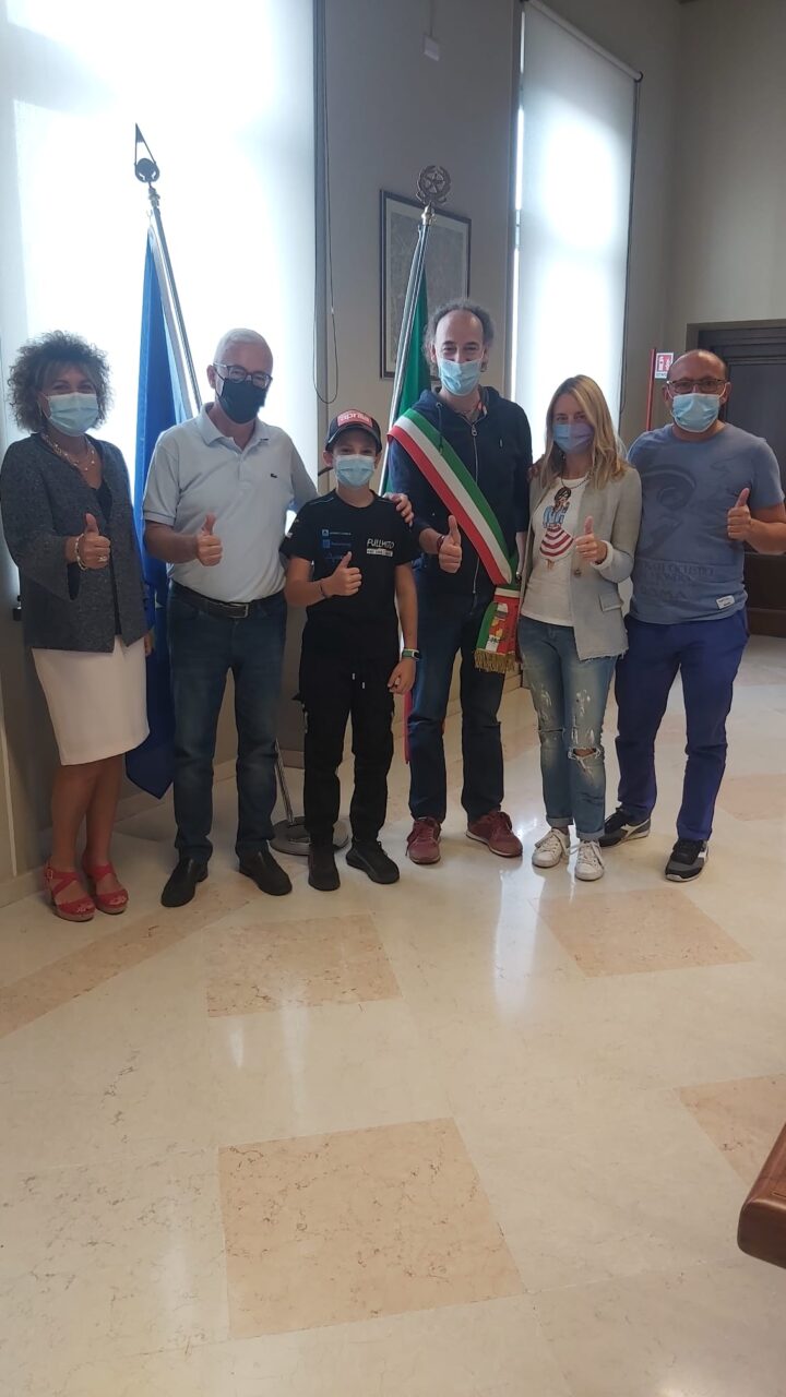 Il giovane campione Valentino omaggiato in Comune