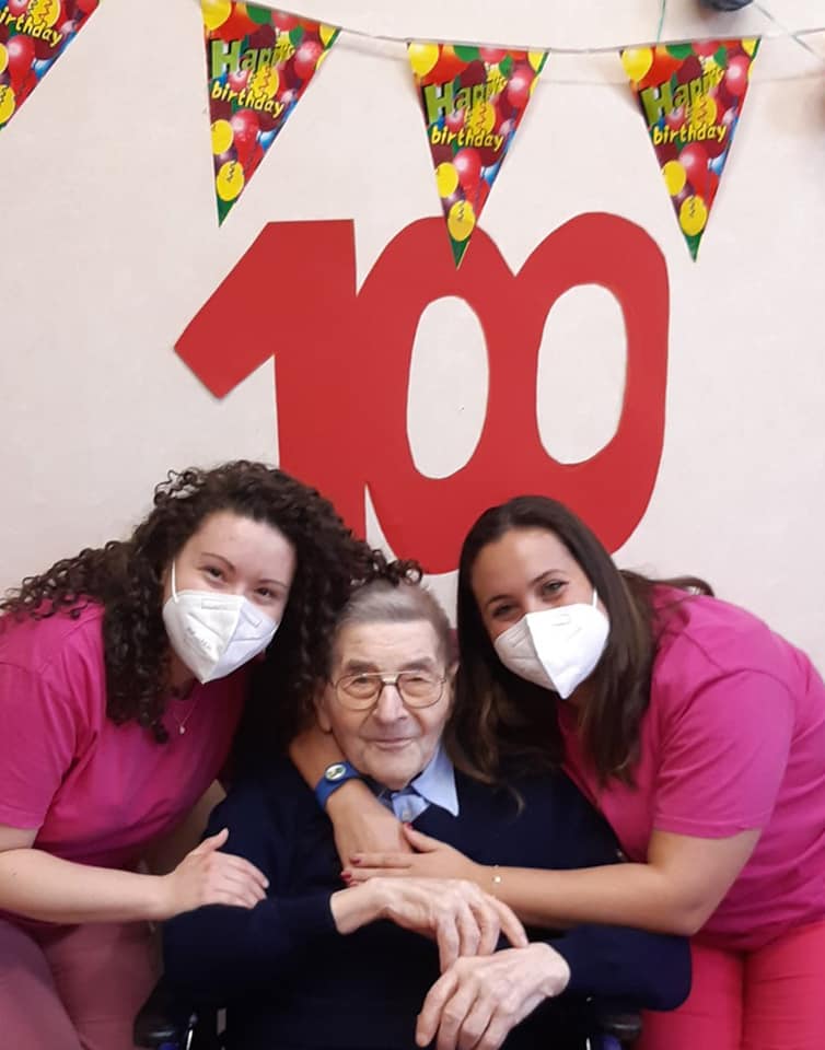Festa molto speciale al Villaggio Amico per Egidio che ha spento 100 candeline