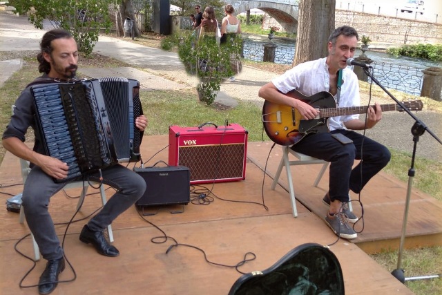 Sabato tra swing e manouche, il duo Centolanza – Forte in concerto a La Tela di Rescaldina
