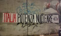 Striscioni di CasaPound a Varese e Busto a sostegno del nucleare