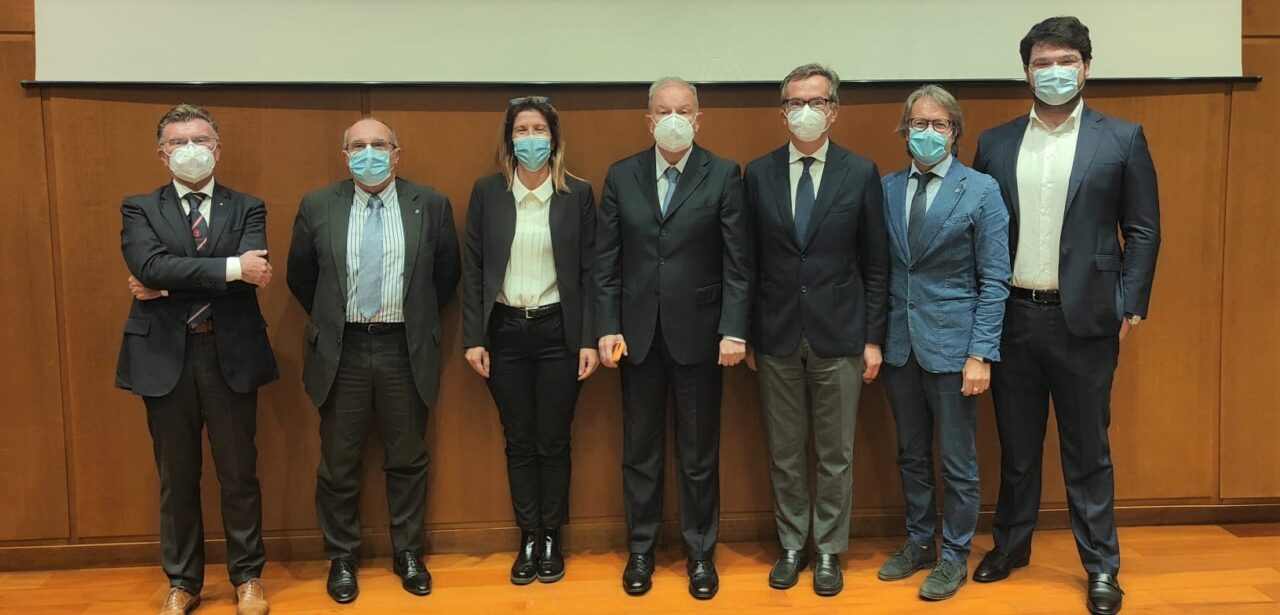 “Siate capaci di umanità”: l’Insubria dà il benvenuto alle matricole di Infermieristica di Busto Arsizio
