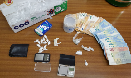 Droga e soldi nascosti in auto, arrestato un 49enne a Gallarate