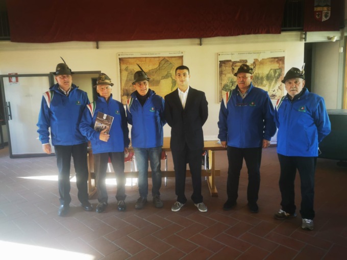 Il gruppo Alpini di Tradate spegne 90 candeline