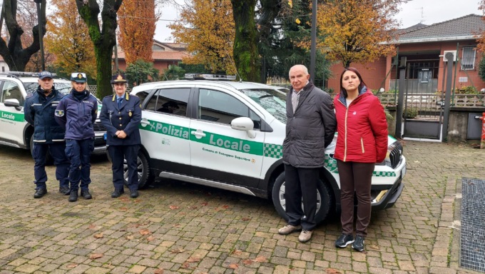 Nuova volante «green» per la Polizia locale venegonese