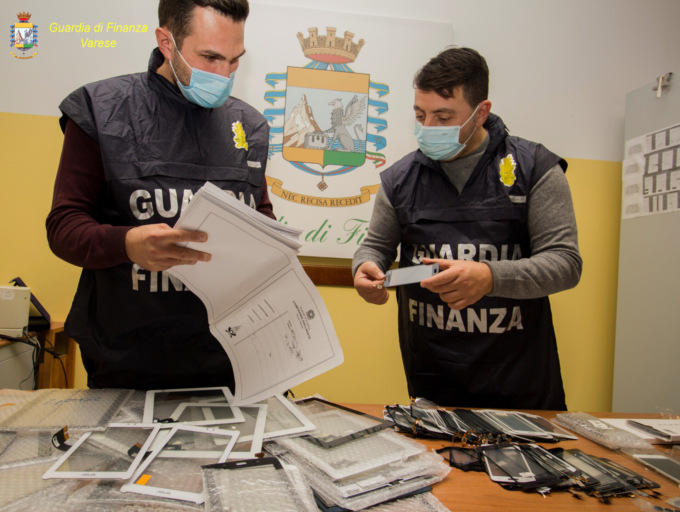 Scoperta evasione fiscale per 3 milioni di euro, 17 persone denunciate