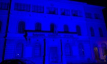 Il municipio si illumina di blu per la giornata mondiale del diabete