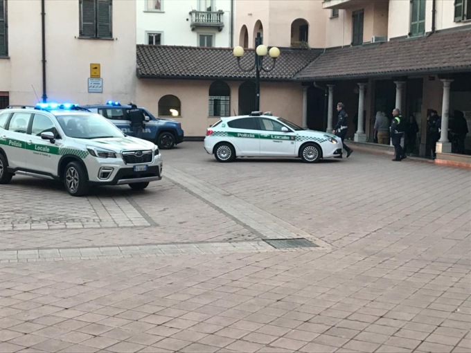 Dai boschi al centro città: un vero esercito in campo contro lo spaccio