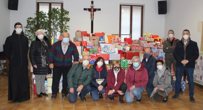 «Scatole di Natale» per festeggiare con solidarietà!