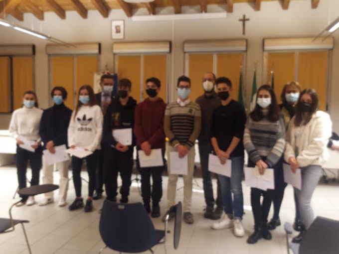 Premio agli studenti e ai negozi storici