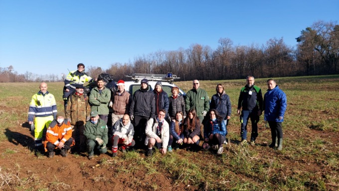 La forza del gioco di squadra per ripulire il Pianbosco