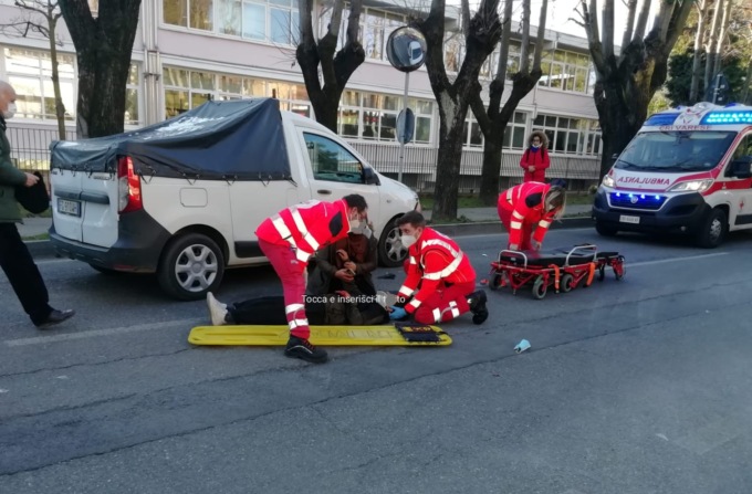 Ragazzino di 11 anni investito in bici finisce in ospedale