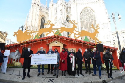 NATALE, TORNA 'MERCATINO' IN DUOMO (FOTO 2)