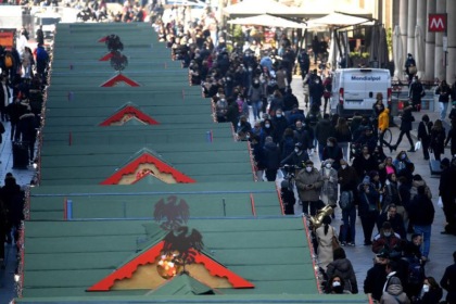 NATALE, TORNA 'MERCATINO' IN DUOMO (FOTO 3)