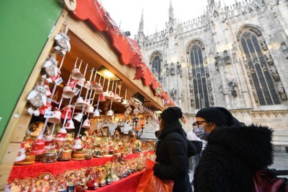 NATALE, TORNA 'MERCATINO' IN DUOMO (FOTO 6)