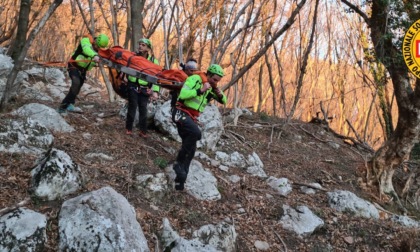 Escursionista di Saronno si frattura la caviglia: recuperata dal Soccorso Alpino