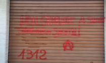 "Non sparare a salve, spara a salvini": la scritta sulla sede Lega di Cassano