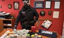 2,5kg tra hashish e marijuana nascosti in casa: due arresti a Fenegrò dopo la lite
