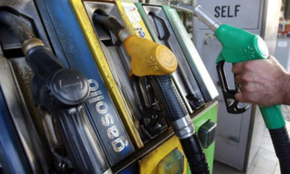 Caro carburanti: taglio delle accise prorogato al 18 novembre