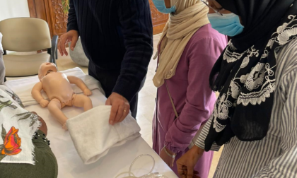 Il direttore della Pediatria di Gallarate forma ostetriche libiche
