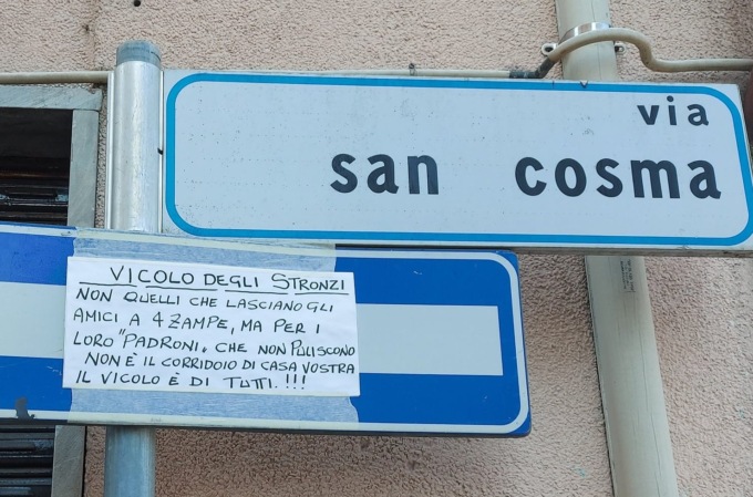 Uboldo, via San Cosma diventa il “vicolo degli str…”