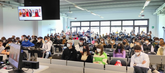 Oltre mille partecipanti all’open day dell’Università dell’Insubria