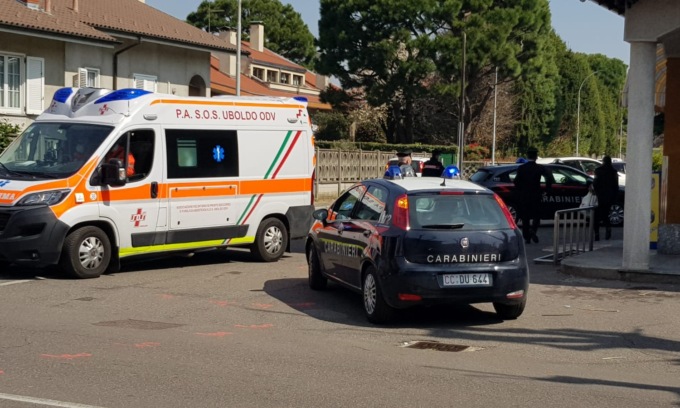 Accoltellato nel bosco della droga a Rescaldina: 41enne in ospedale
