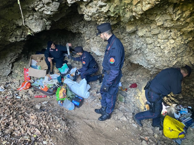Spaccio in Valganna, arrestati due stranieri e uno denunciato