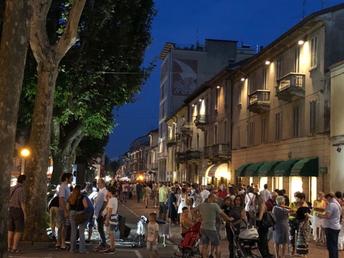 Venerdì Bianchi e sabato del commercio a Tradate