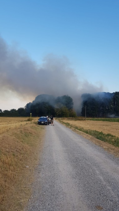 Bruciano ancora i campi del Saronnese