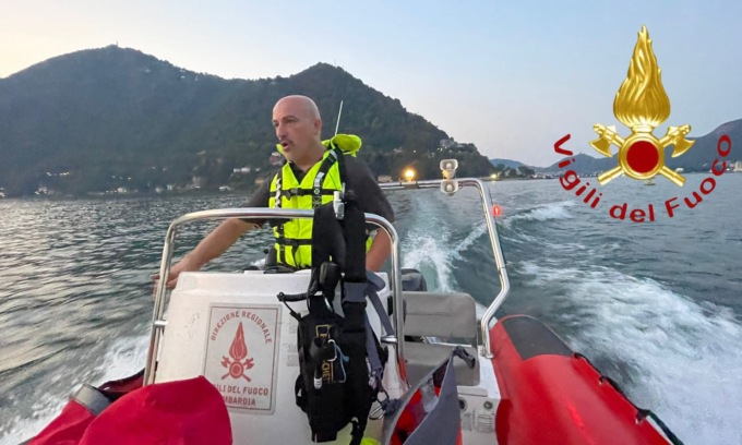 Turista tedesco disperso, ricerche nel lago: la barca ritrovata alla deriva