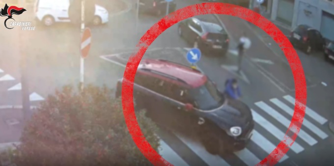 Finto investimento e minacce di morte per estorcergli soldi: tre arrestati