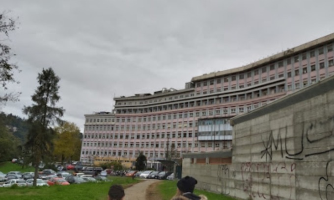 Scontro frontale tra due auto, grave un neonato