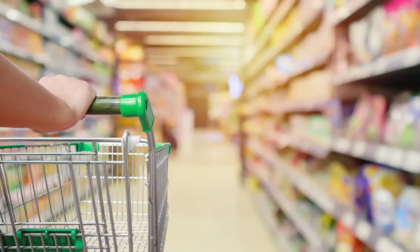 Inflazione, è caro-cibo:  1 consumatore su 2 taglia la spesa