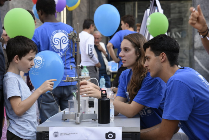 Notte dei ricercatori: l’Università dell’Insubria racconta «La scienza ribelle»