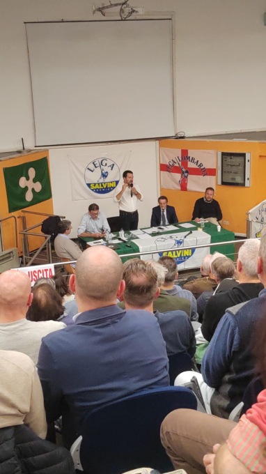 I militanti blindano Salvini. E parola d’ordine: autonomia.
