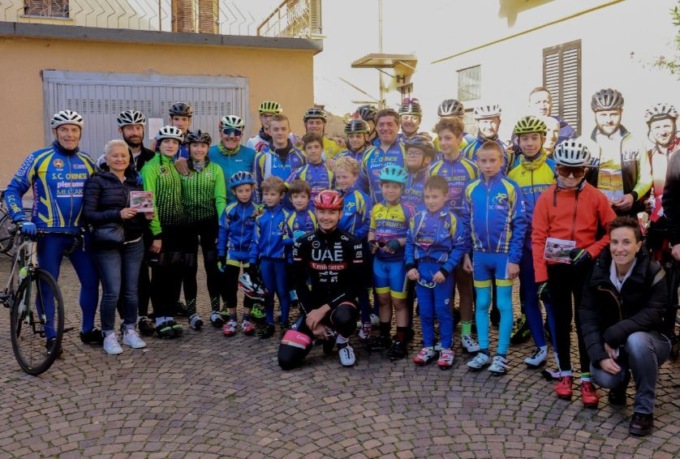 In 180 alla pedalata con il Puma Alessandro Covi