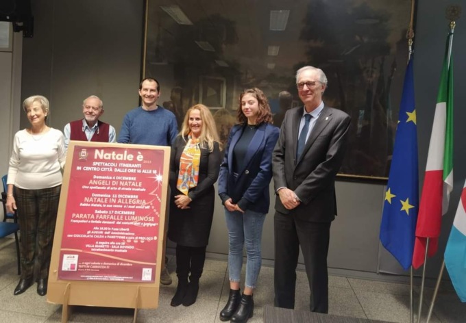 Natale a Saronno, spettacoli di luci e d’arte