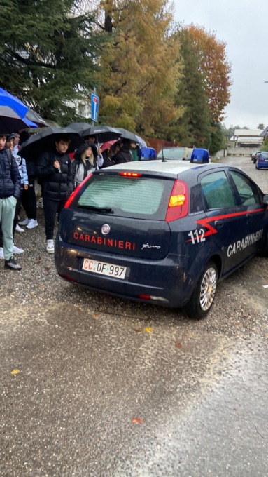 L'arrivo dei Carabinieri allo Zappa